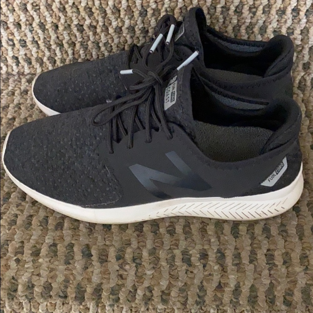 Women’s Grey New Balance Sneakers Sz 6